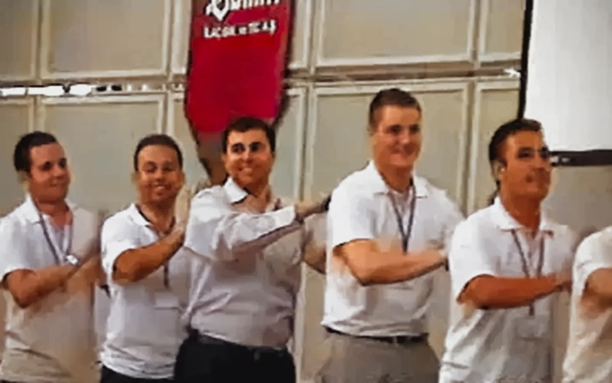 Türkiye, Antalya: Saha ekiplerine satış teknikleri eğitimi