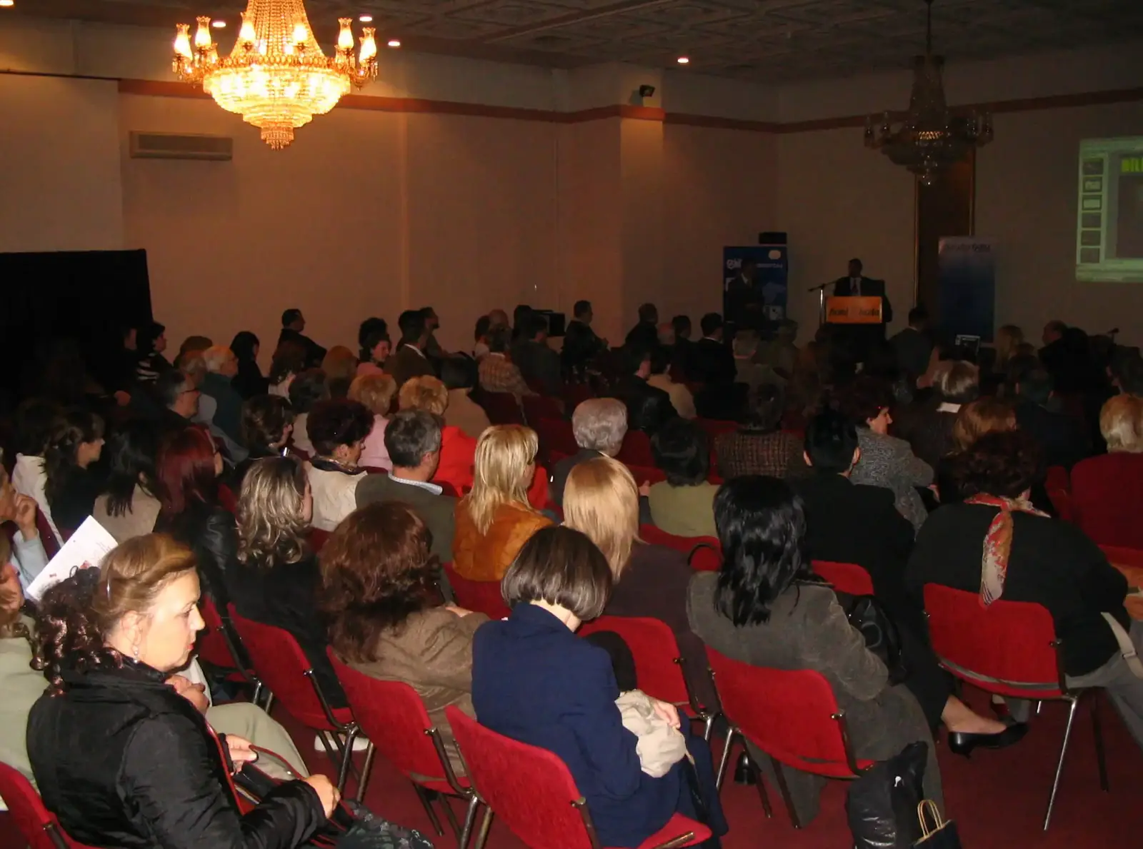 Hırvatistan, Zagreb: Hekimler için eğitim semineri
